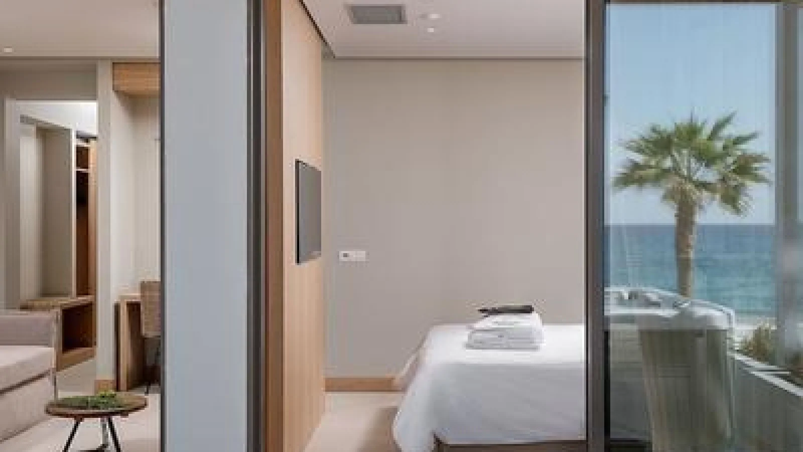 Ikones Seafront Luxury Suites - Adults Only
