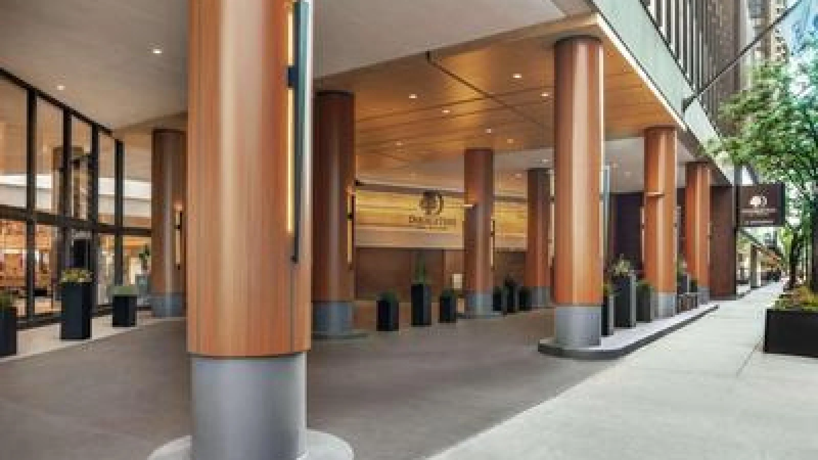 DoubleTree by Hilton Chicago Magnificent Mile