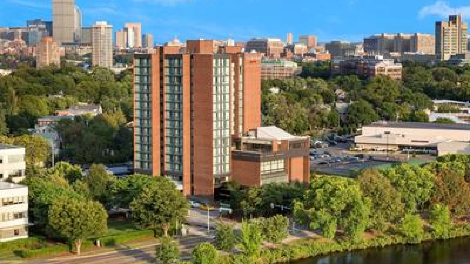 Courtyard by Marriott Boston Cambridge