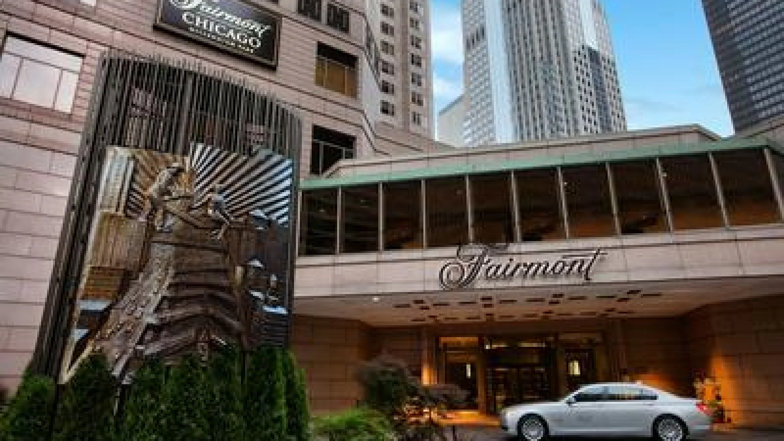 Fairmont Chicago at Millennium Park