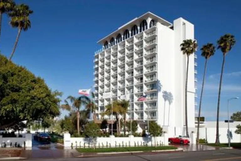 Cameo Beverly Hills, LXR Hotels & Resorts