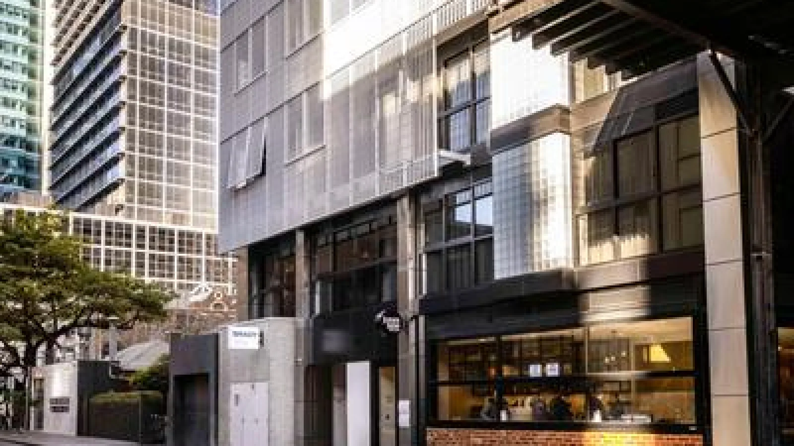 Brady Hotels Jones Lane