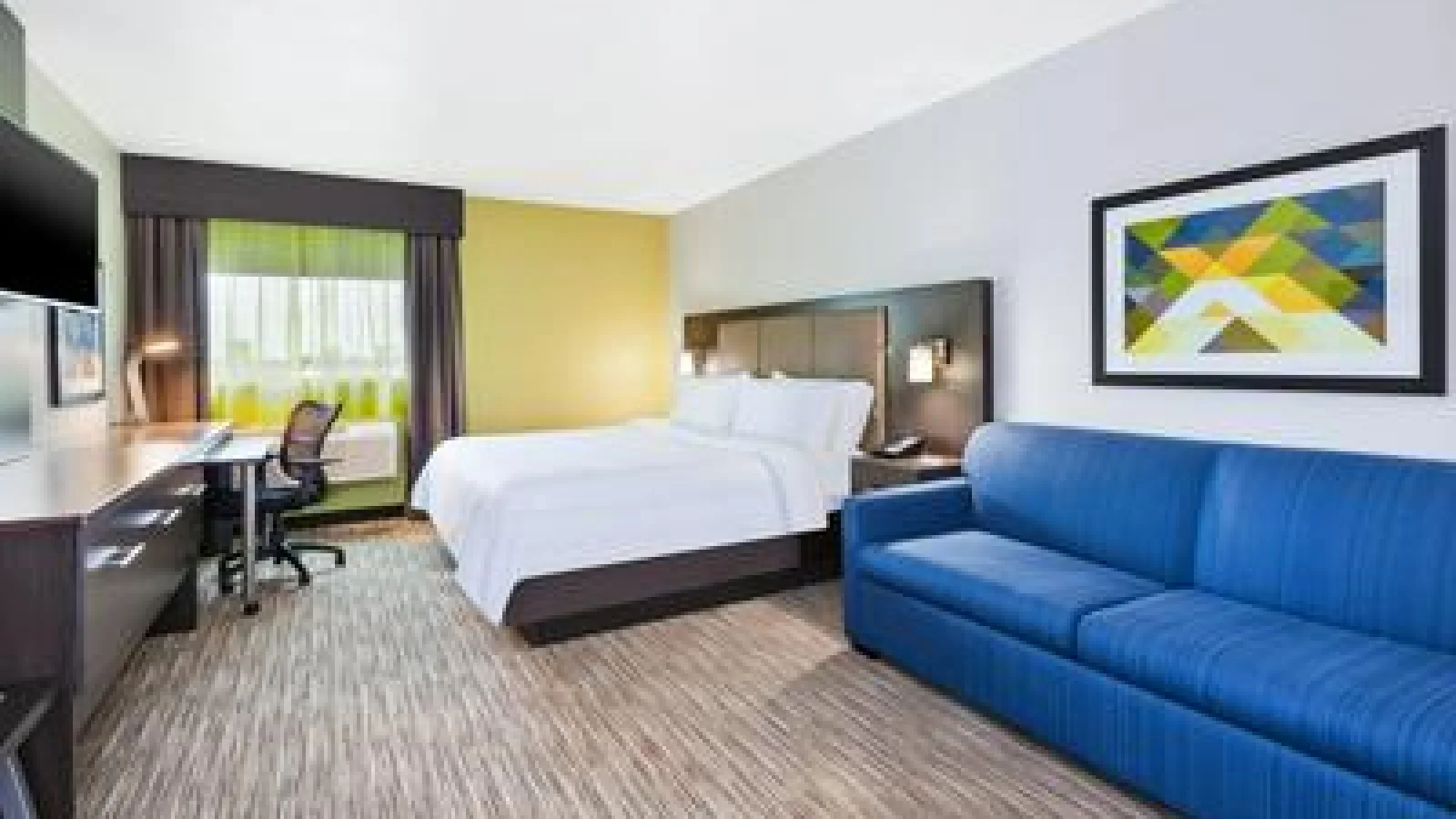 Holiday Inn Express Winnipeg Airport - Polo Park by IHG