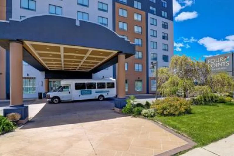 Four Points by Sheraton Toronto Mississauga