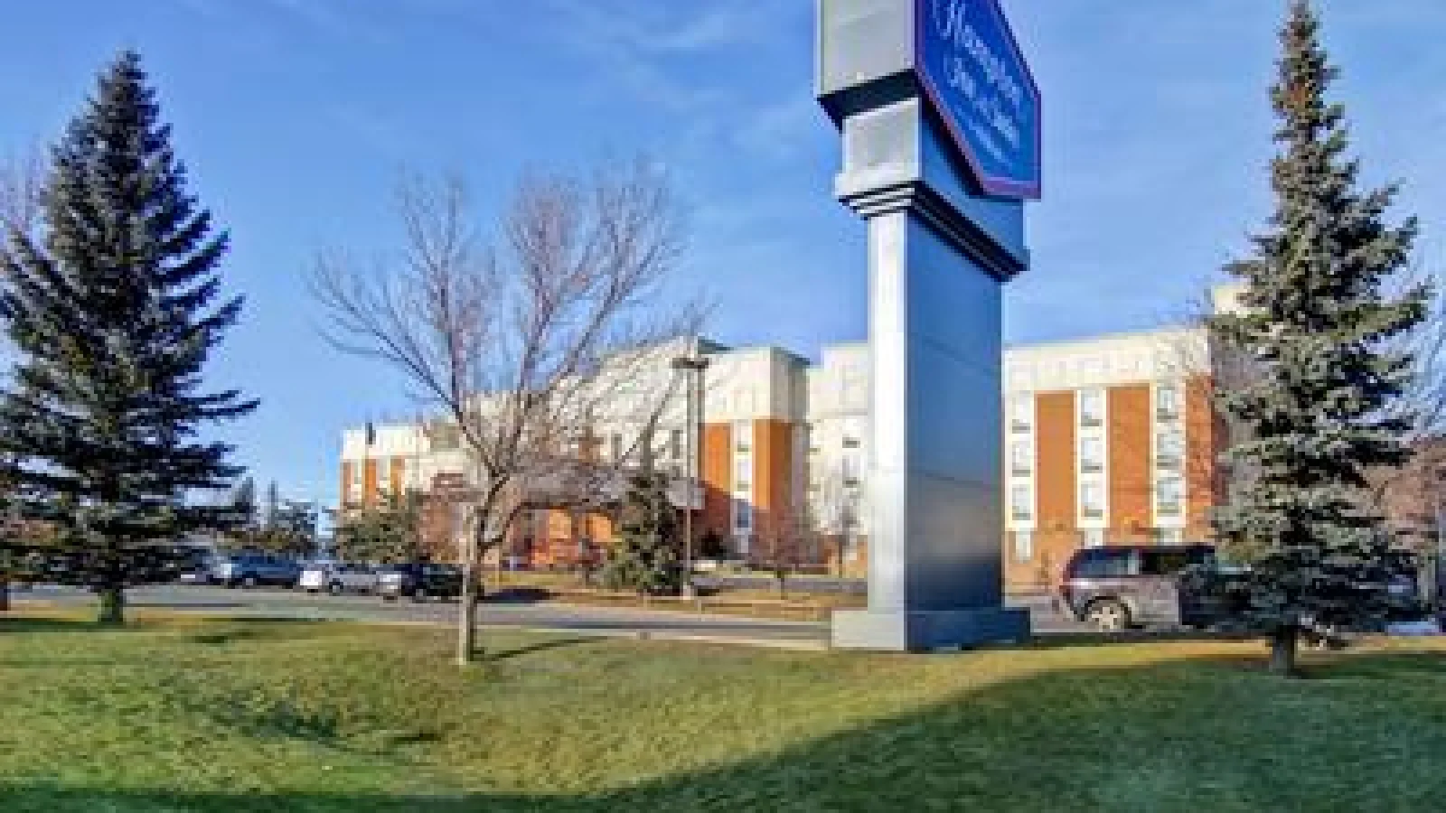 Hampton Inn & Suites by Hilton Calgary-Airport