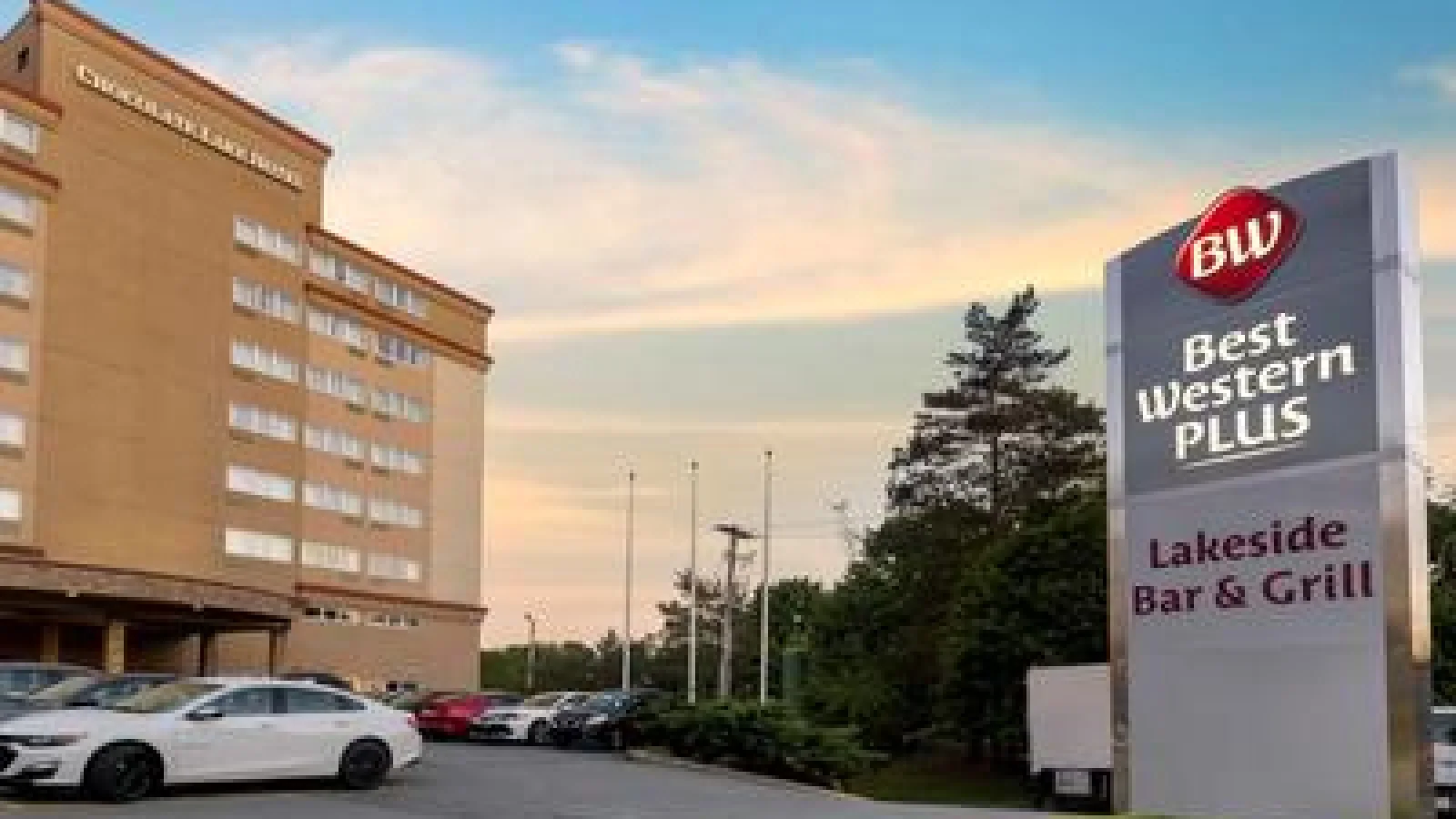 Best Western Plus Chocolate Lake Hotel - Halifax