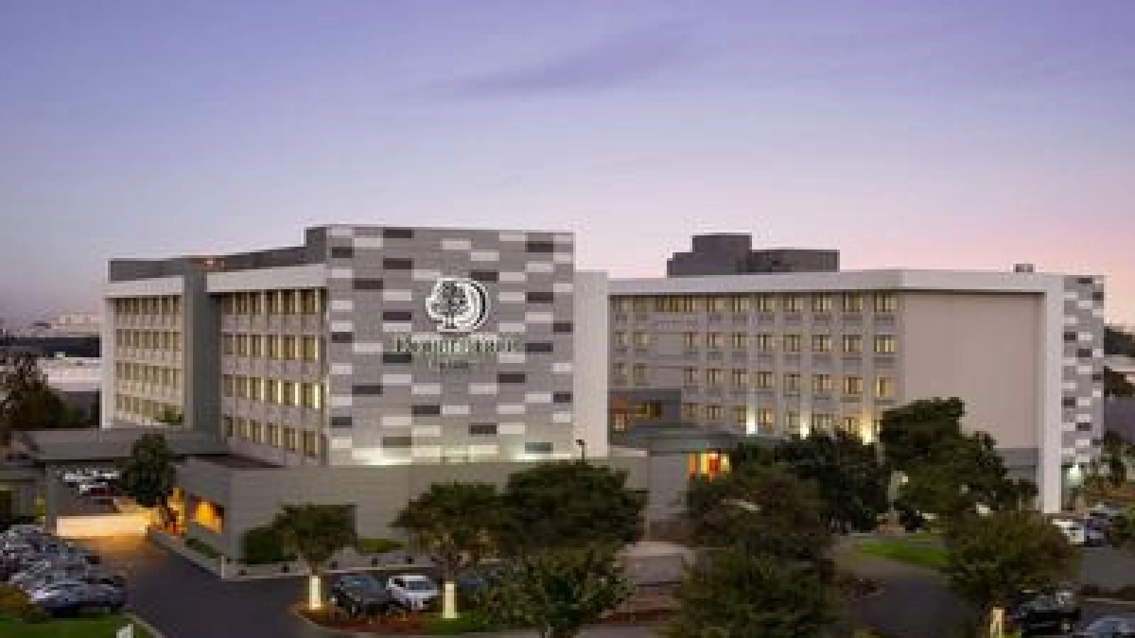 DoubleTree by Hilton San Francisco South Airport Blvd