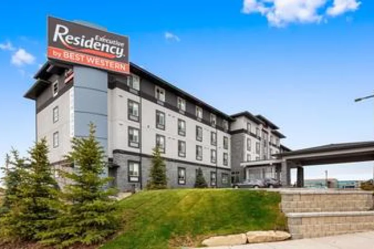 Executive Residency by Best Western Calgary City View North