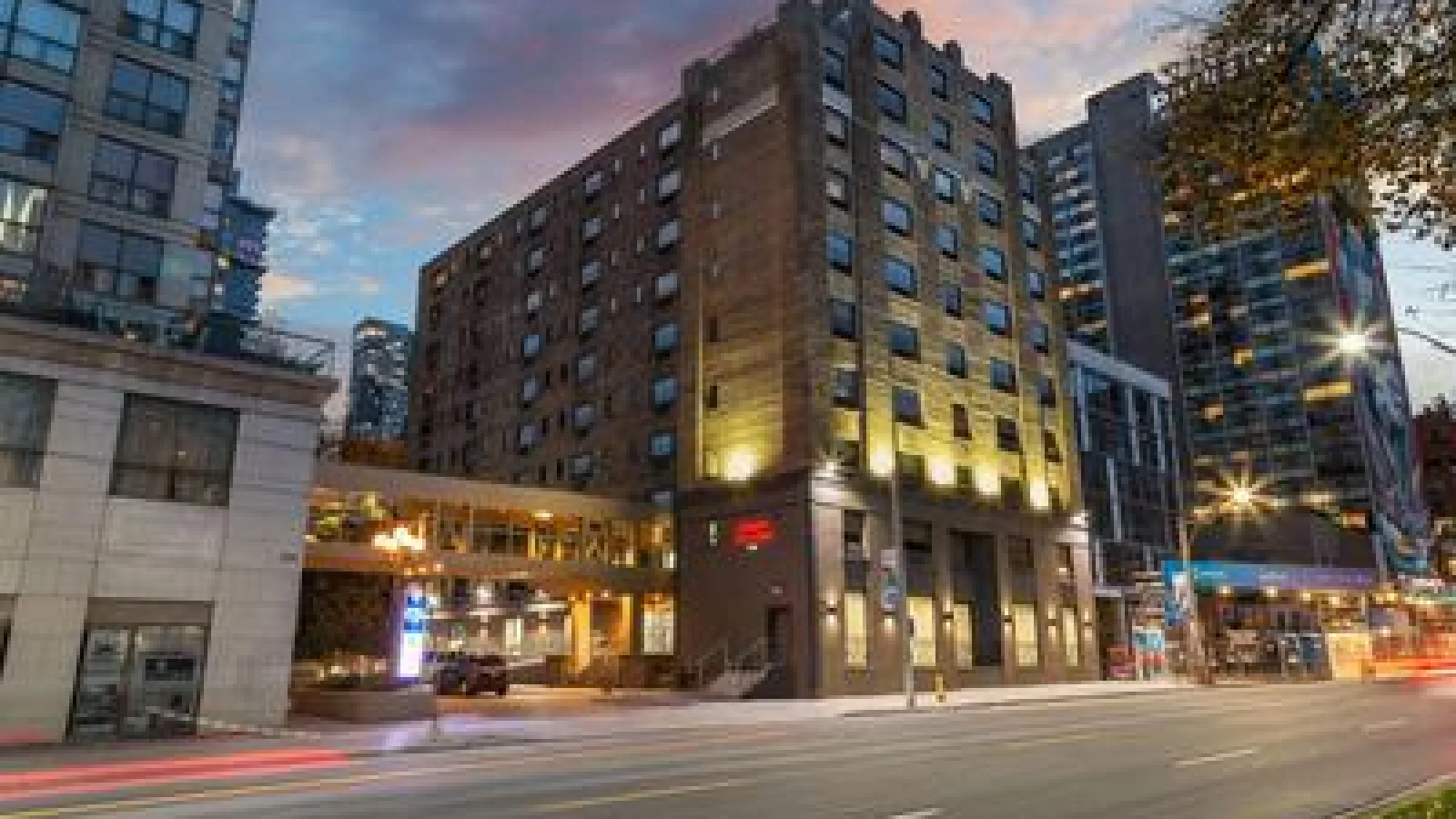 Hampton Inn & Suites by Hilton Toronto Downtown