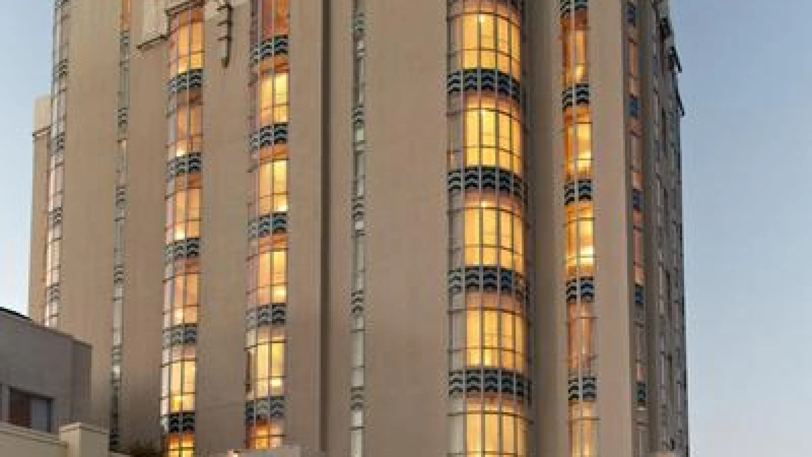 Sunset Tower Hotel