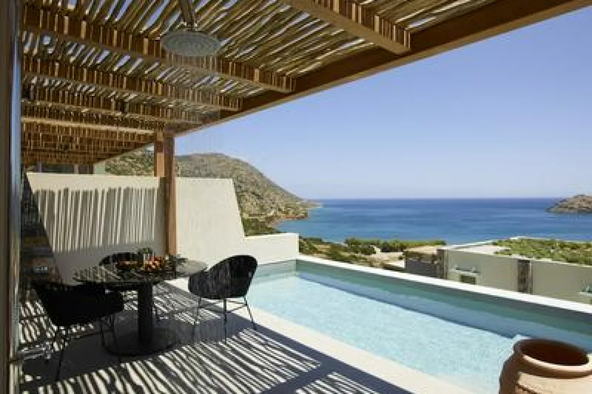 Cayo Exclusive Resort & Spa