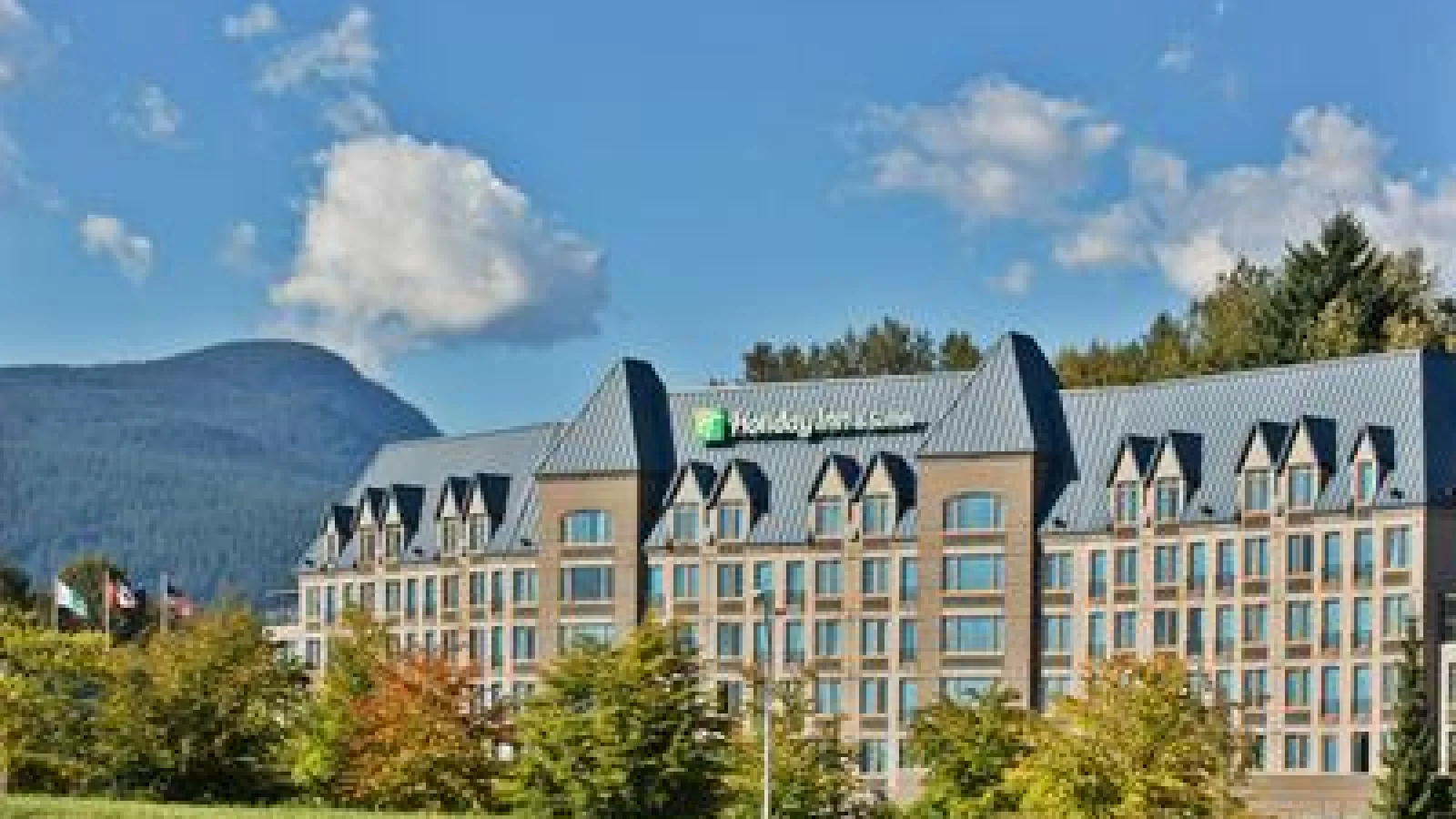 DoubleTree by Hilton North Vancouver