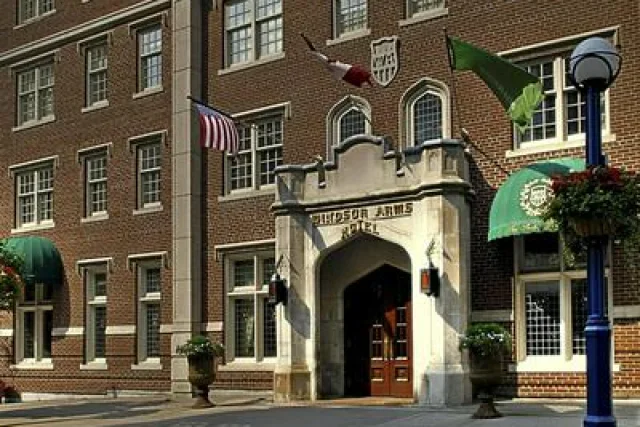 Windsor Arms Hotel