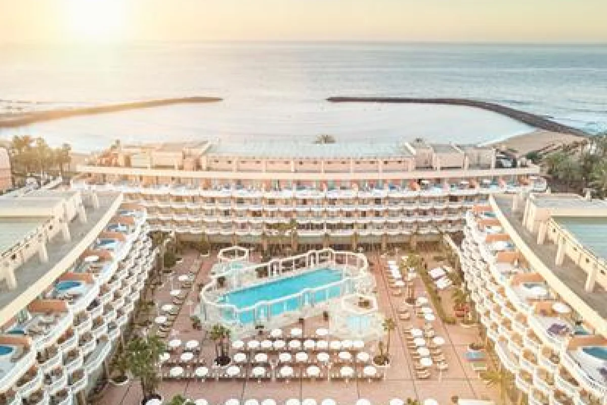 Hotel Cleopatra Palace