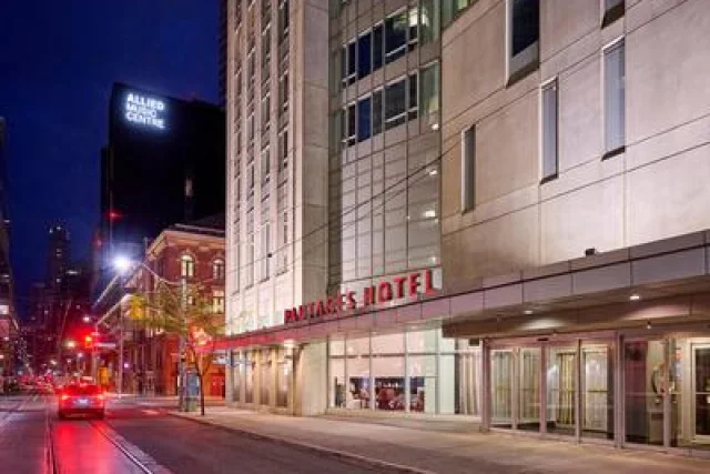 Pantages Hotel Toronto Centre