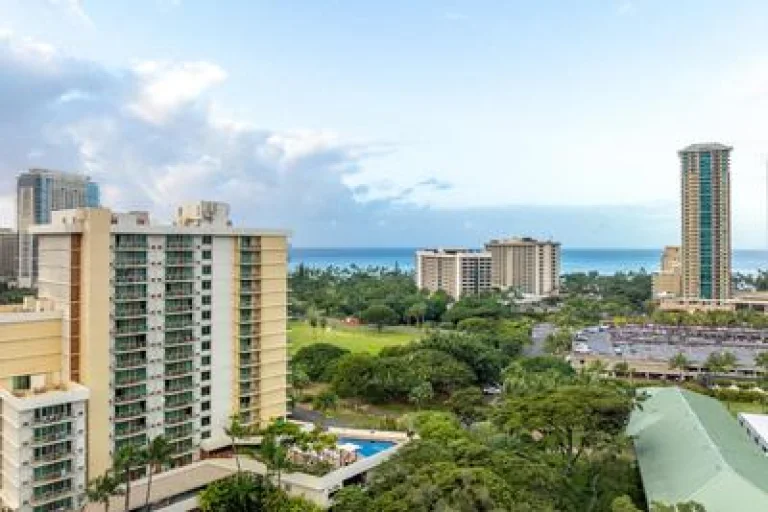 Luana Waikiki Hotel & Suites