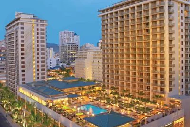 Embassy Suites by Hilton Waikiki Beach Walk