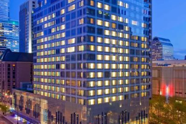 Hyatt at Olive 8