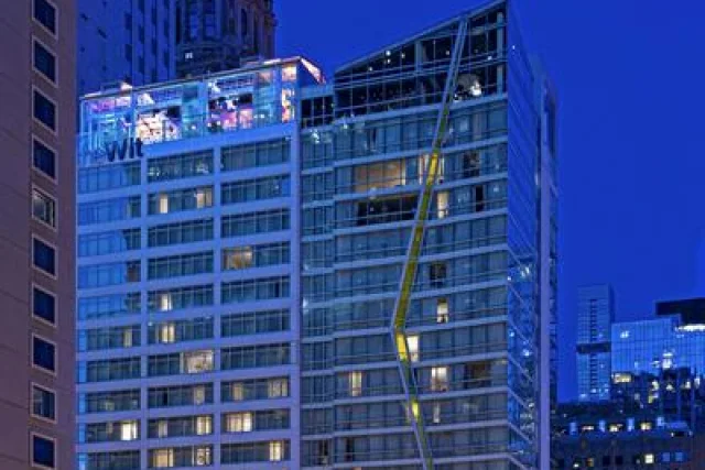 theWit Chicago, a Hilton Hotel