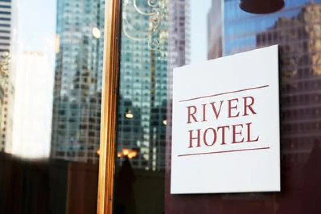 River Hotel