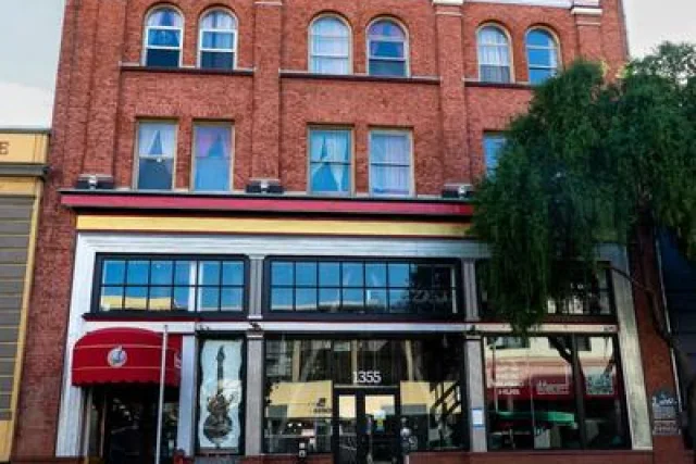 Music City Hotel - The San Francisco Music Experience