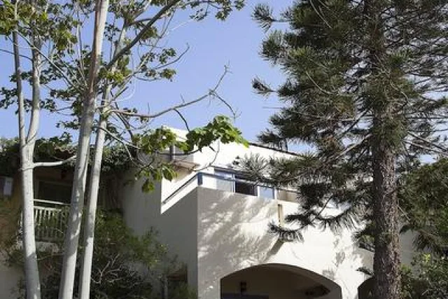Elpida Village