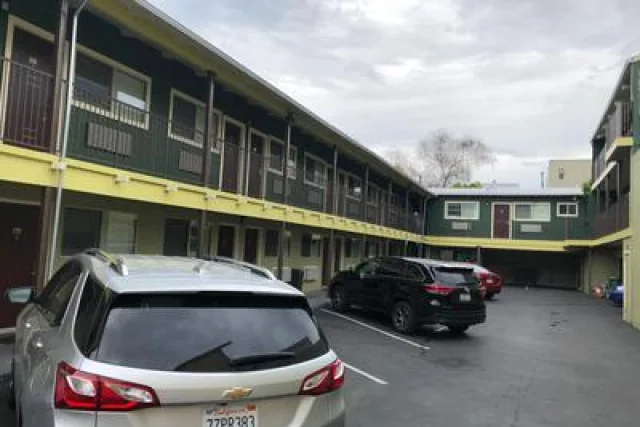 Lombard Plaza Motel