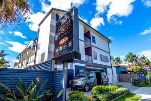 Airport Ascot Motel