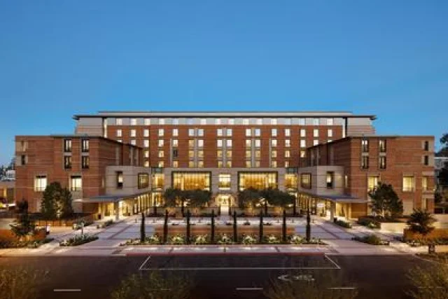 Luskin Hotel