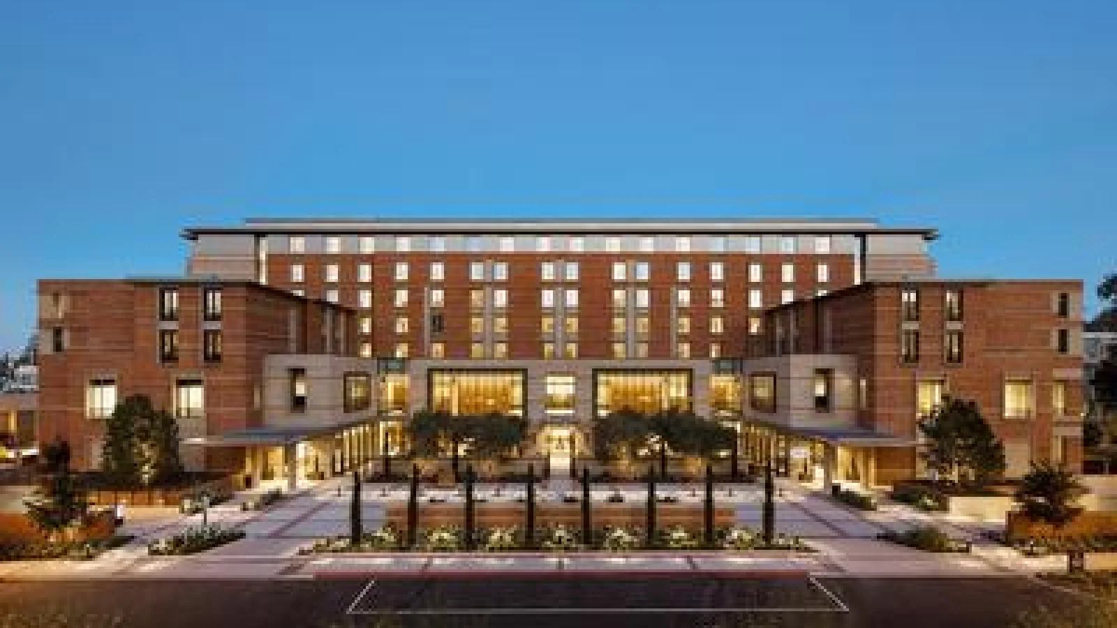 Luskin Hotel