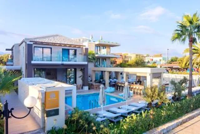 Airis Boutique & Suites
