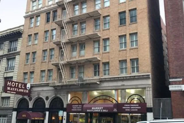 Mayflower Hotel