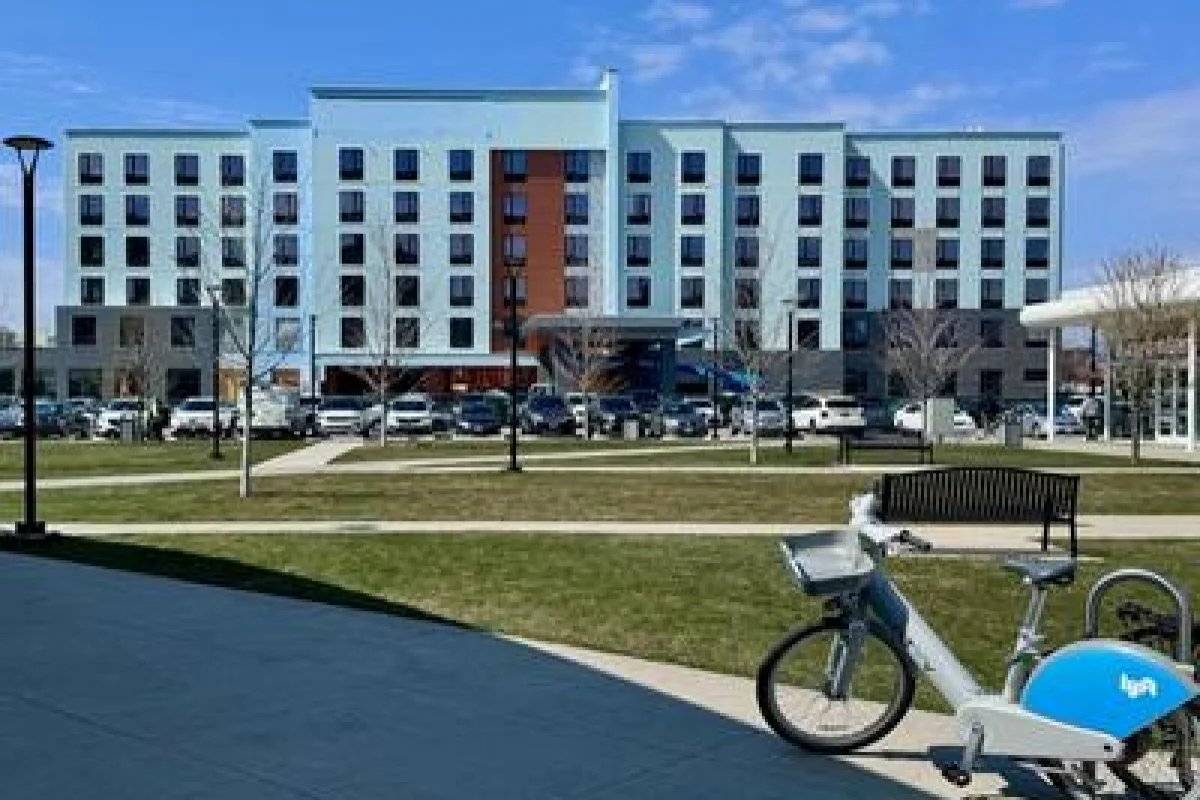 Hampton Inn & Suites Chicago Medical District Uic