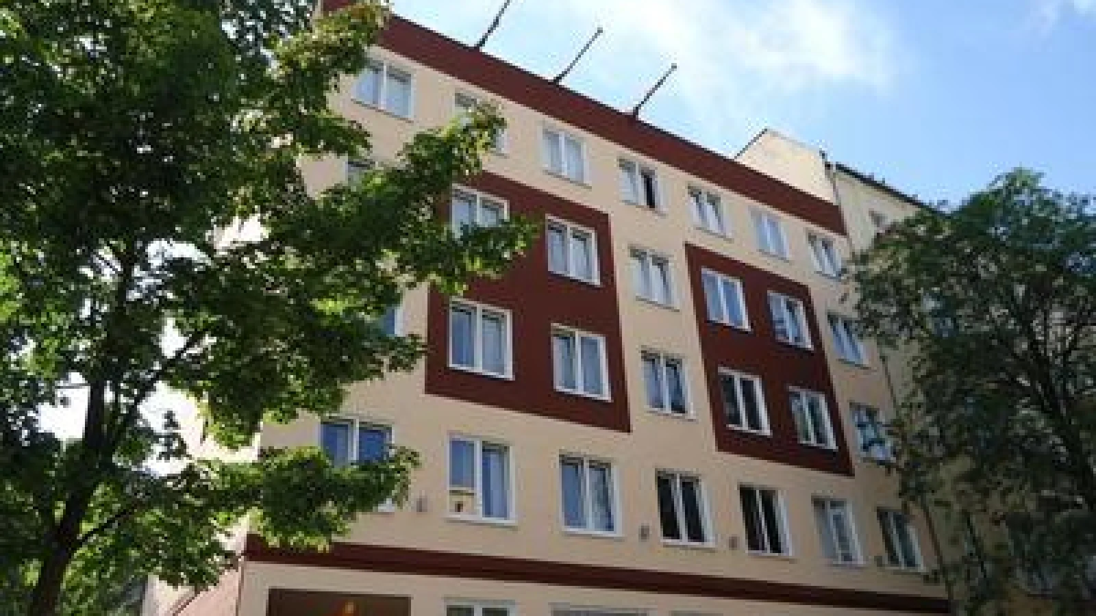 Apple City Hotel