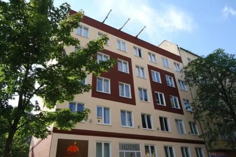 Apple City Hotel