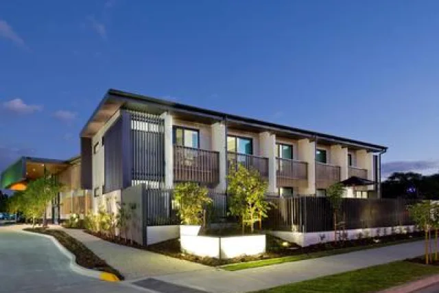 The Glen Hotel and Suites