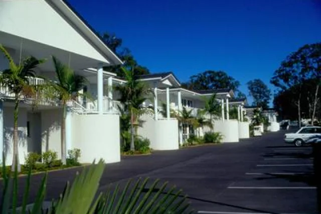 Runaway Bay Motor Inn
