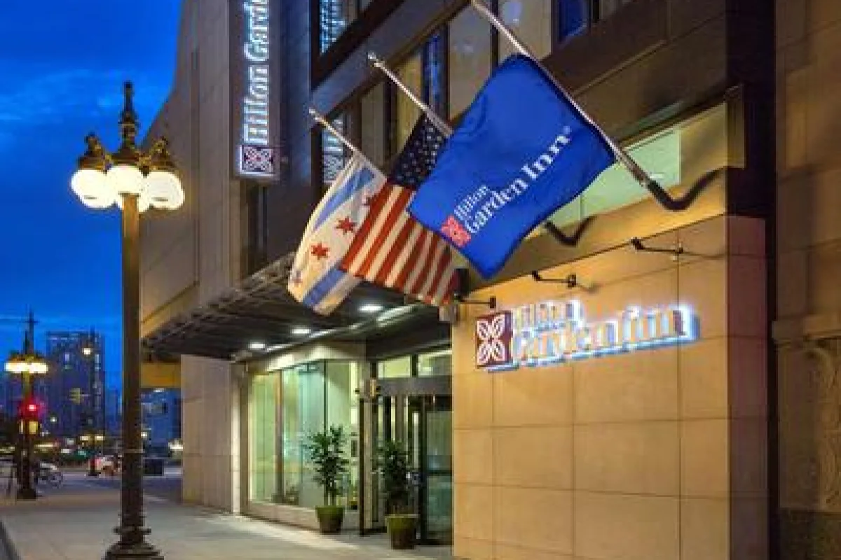 Hilton Garden Inn Chicago Downtown Riverwalk