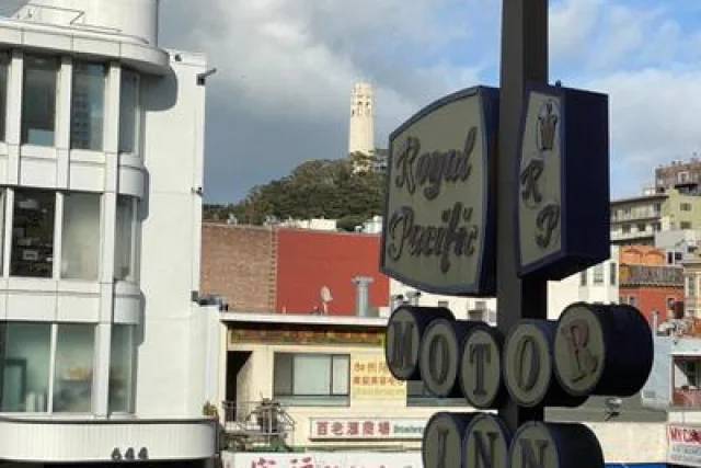 Royal Pacific Motor Inn