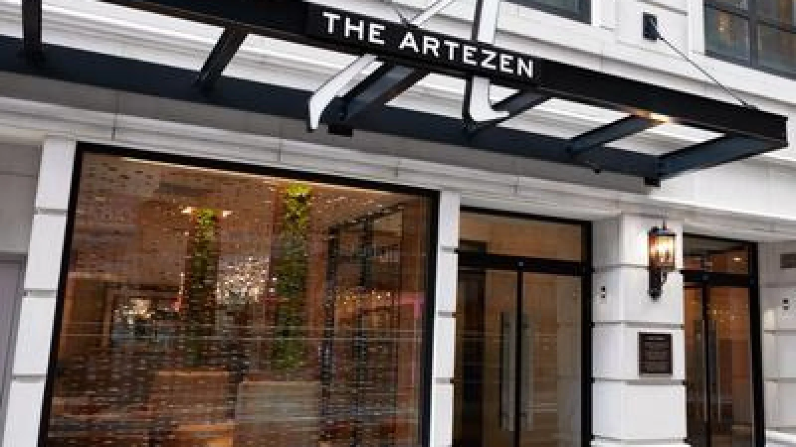 Artezen Hotel